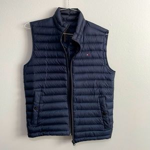 Tommy Hilfiger Vest in navy- size extra small